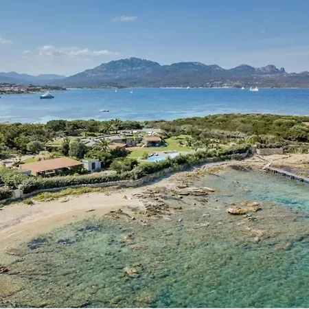 Volpe Privata * Porto Rotondo
